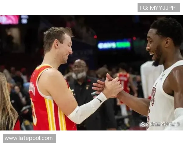 29+12+12三双绝杀！新鹰王一战封神，米切尔42分成为空砍背景板